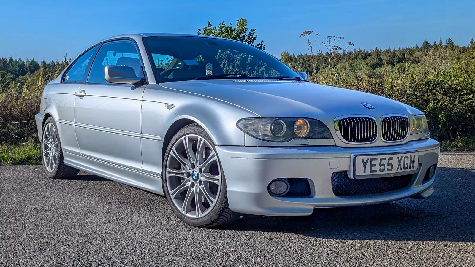 2005-BMW-330Ci-front-Jamie-Edkins-Carwow-1