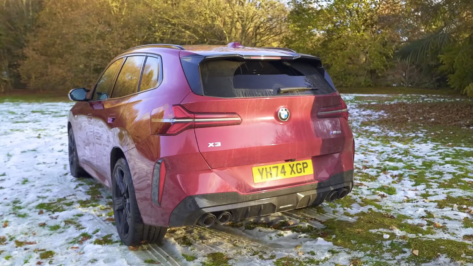 2024-BMW-X3-rear-static-Carwow