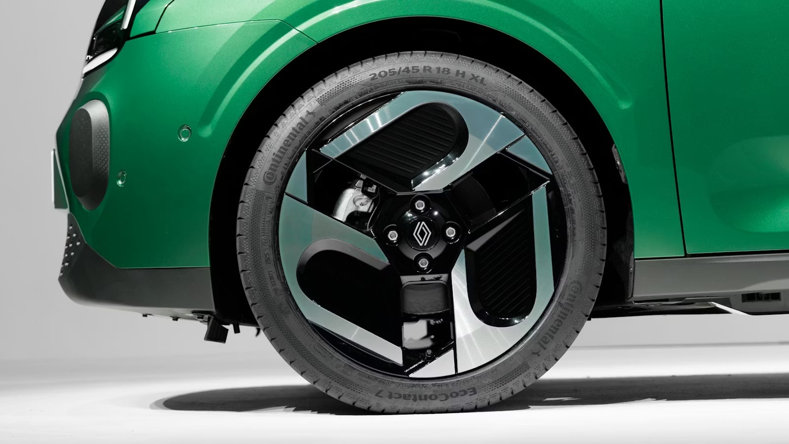 2026-Renault-Twingo-alloy-wheel