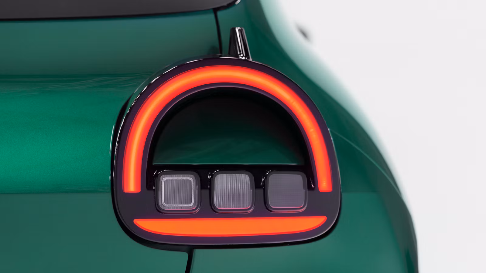 2026-Renault-Twingo-rear-lights