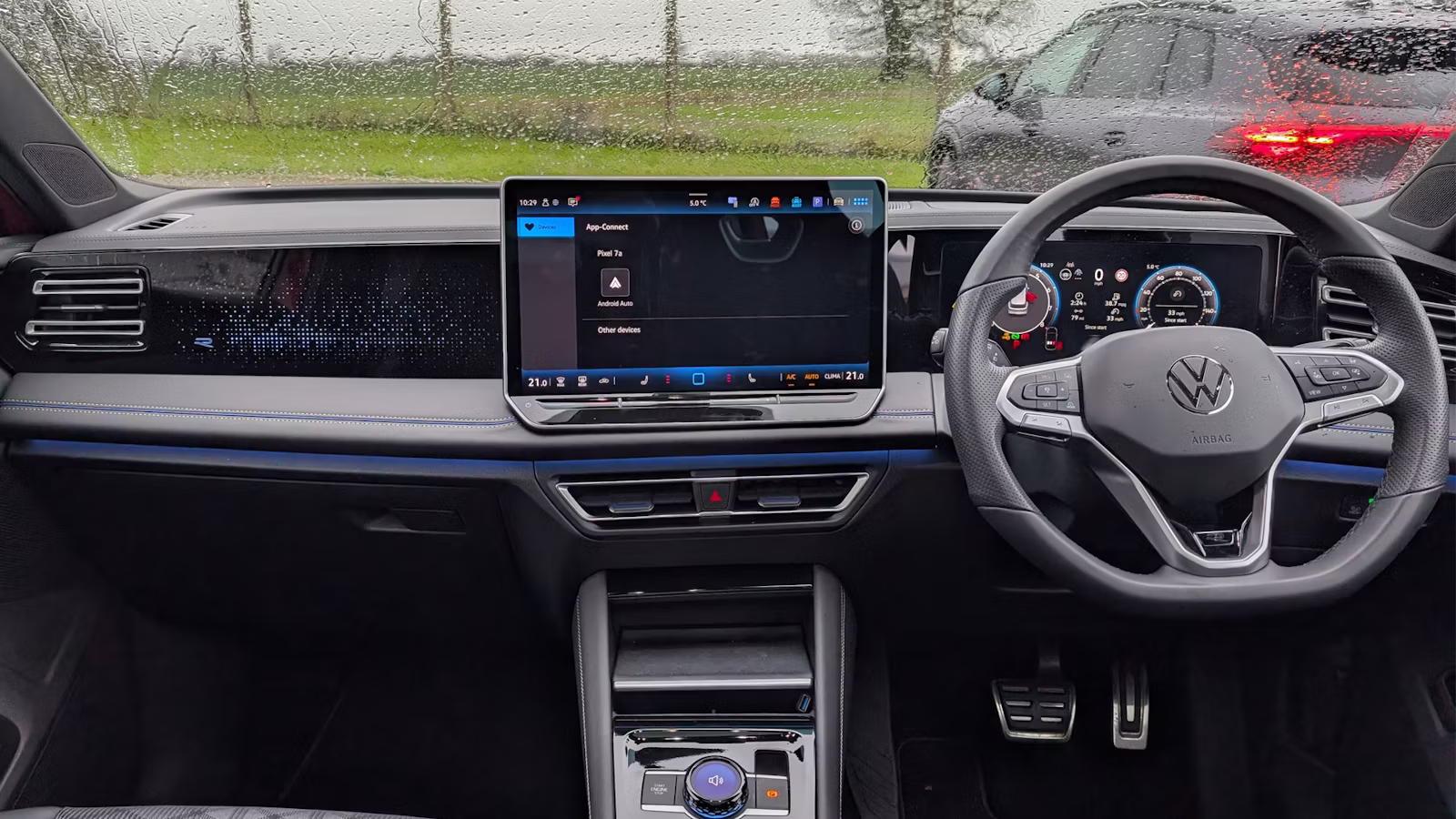 2026-Volkswagen-Tiguan-interior-Carwow
