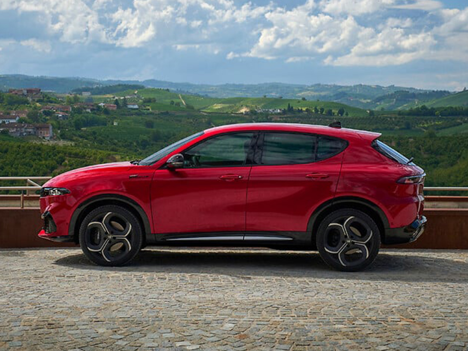 Alfa Romeo Tonale Facelift 2025 Seitenansicht