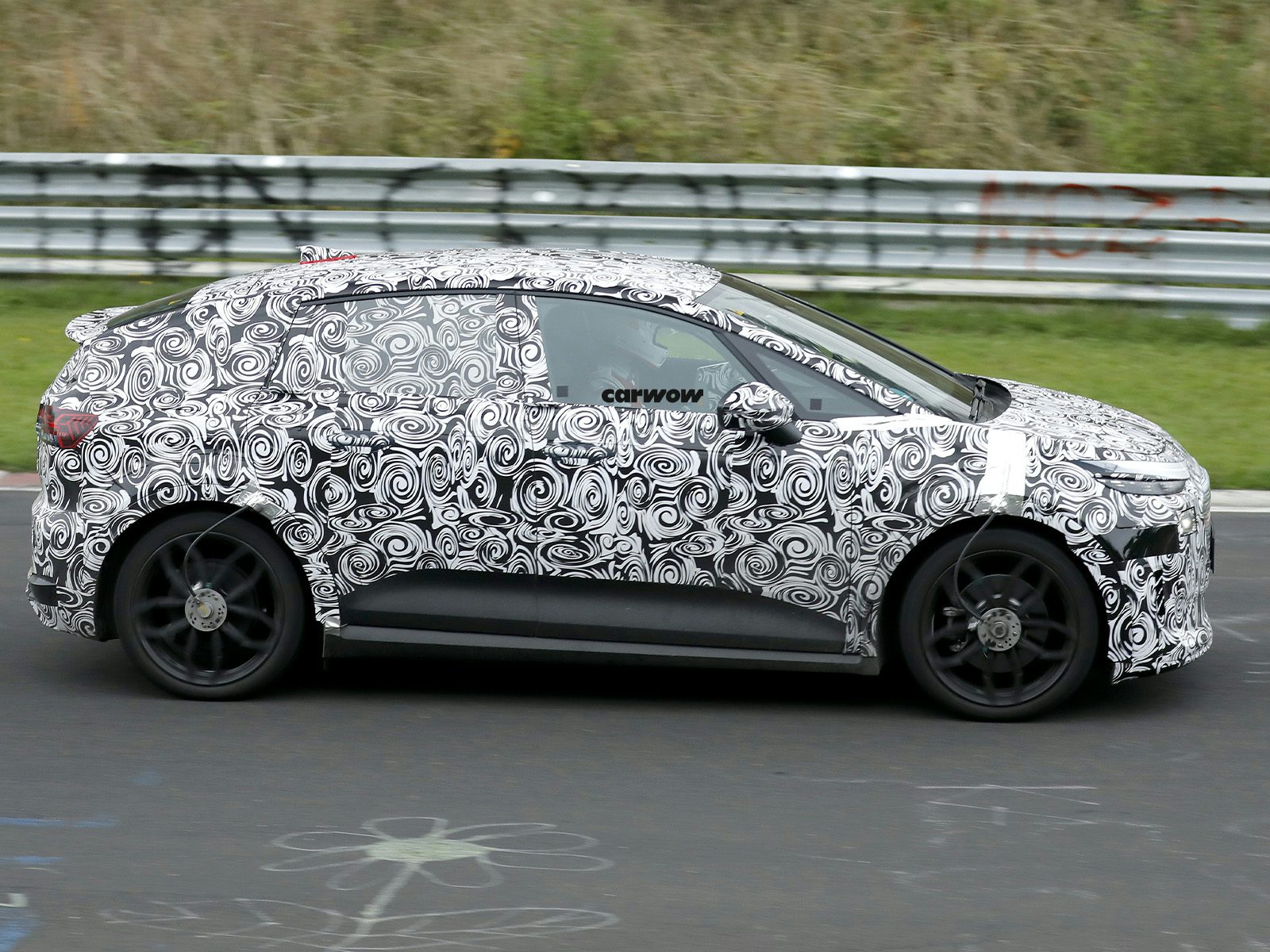 Audi A2 e-tron neue Bilder Testfahrt Seitenansicht