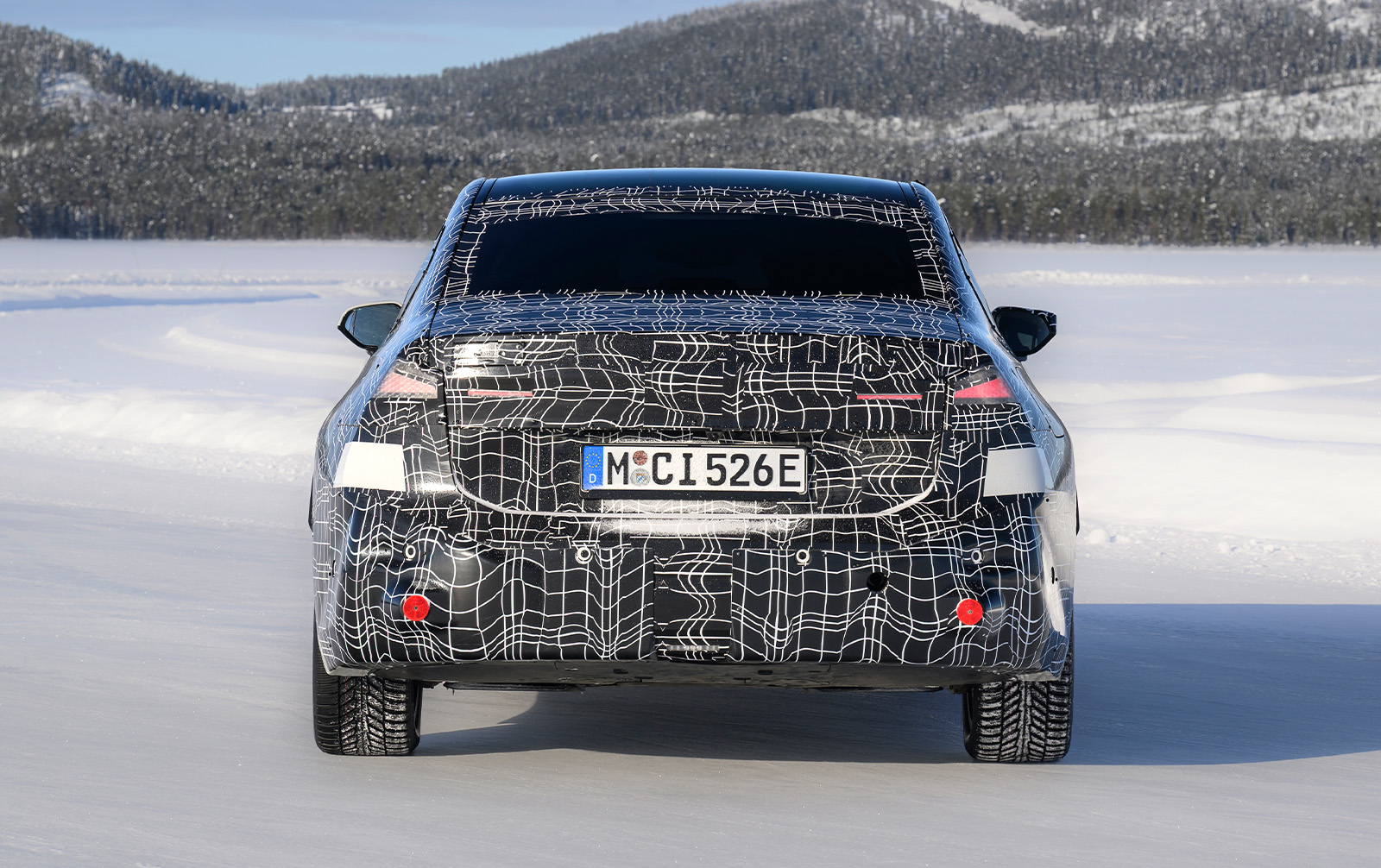 BMW i3 offizielle Teaser Heckansicht 3