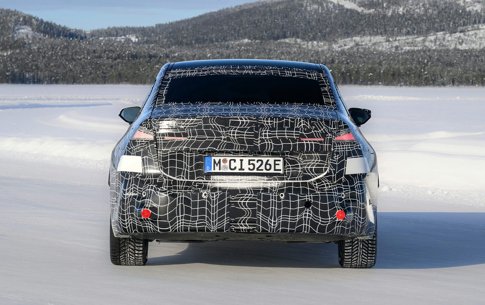 BMW i3 offizielle Teaser Heckansicht 3