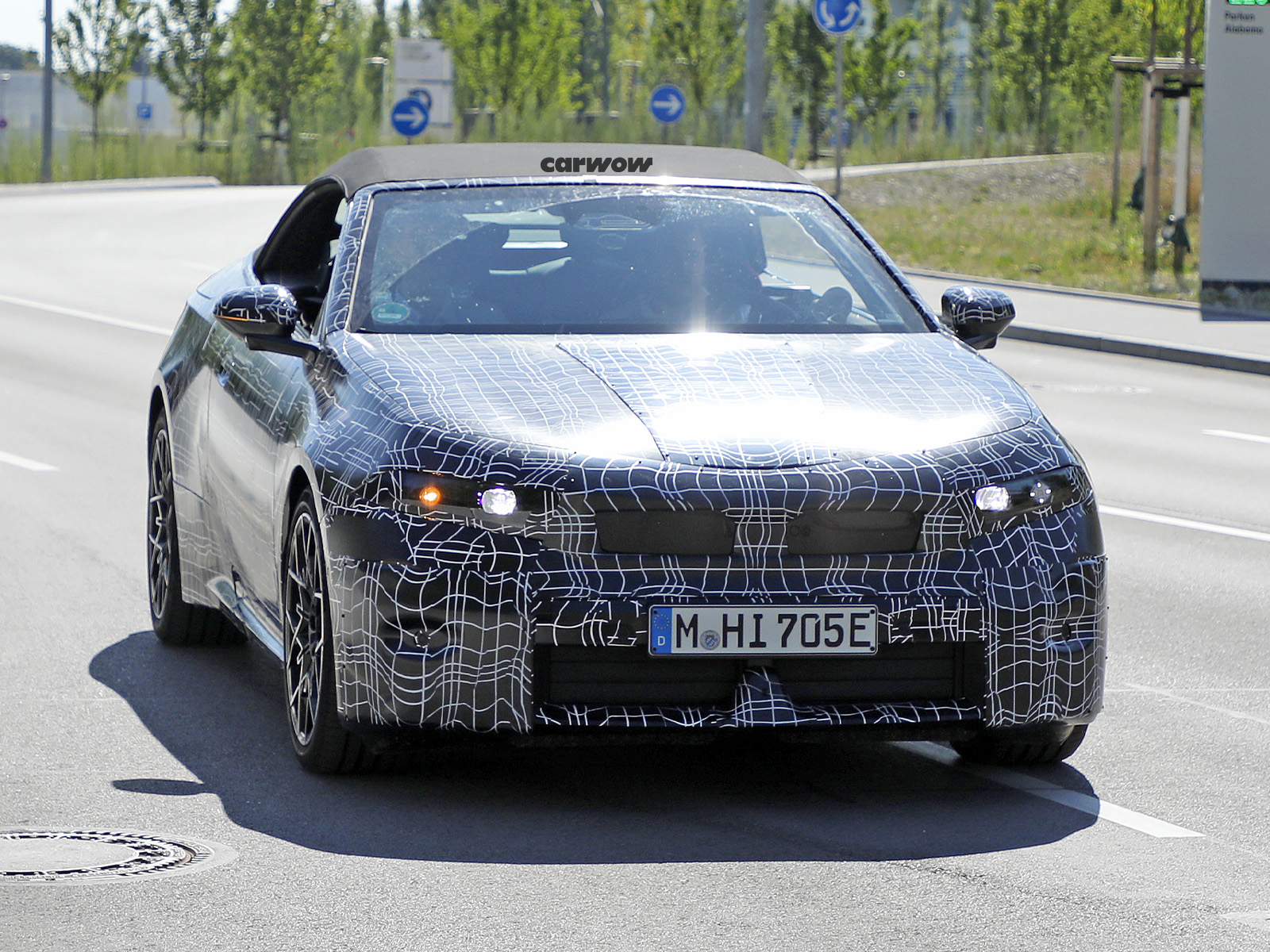 BMW i4 Cabrio auf Testfahrt Frontansicht