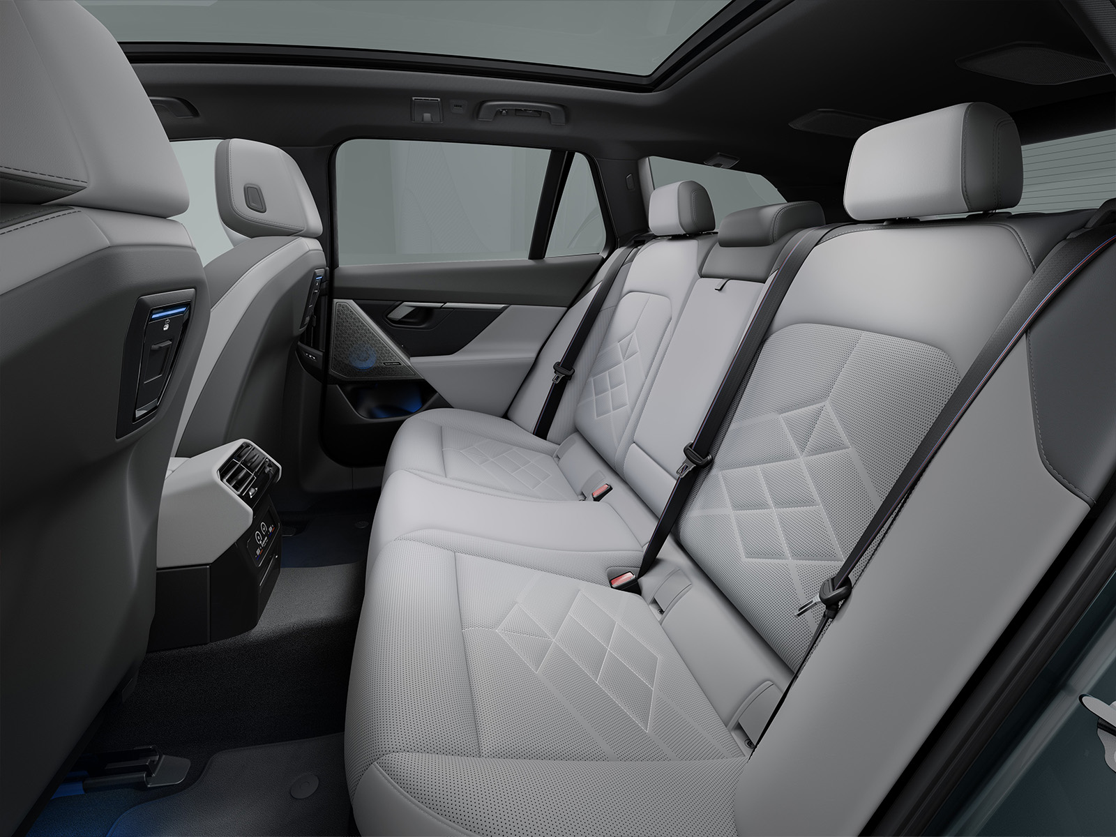 BMW i5 Touring Fond