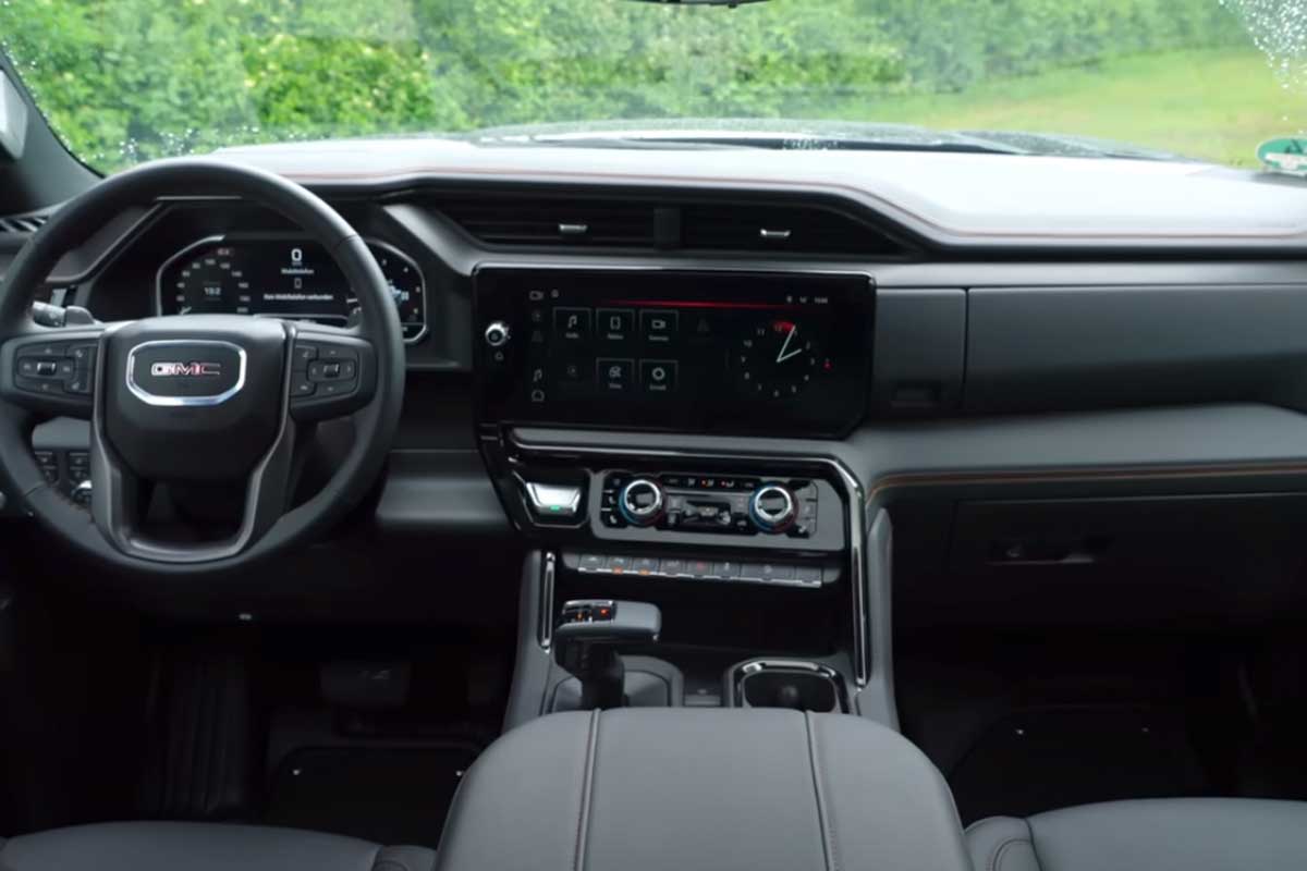 Cockpit GMC Sierra