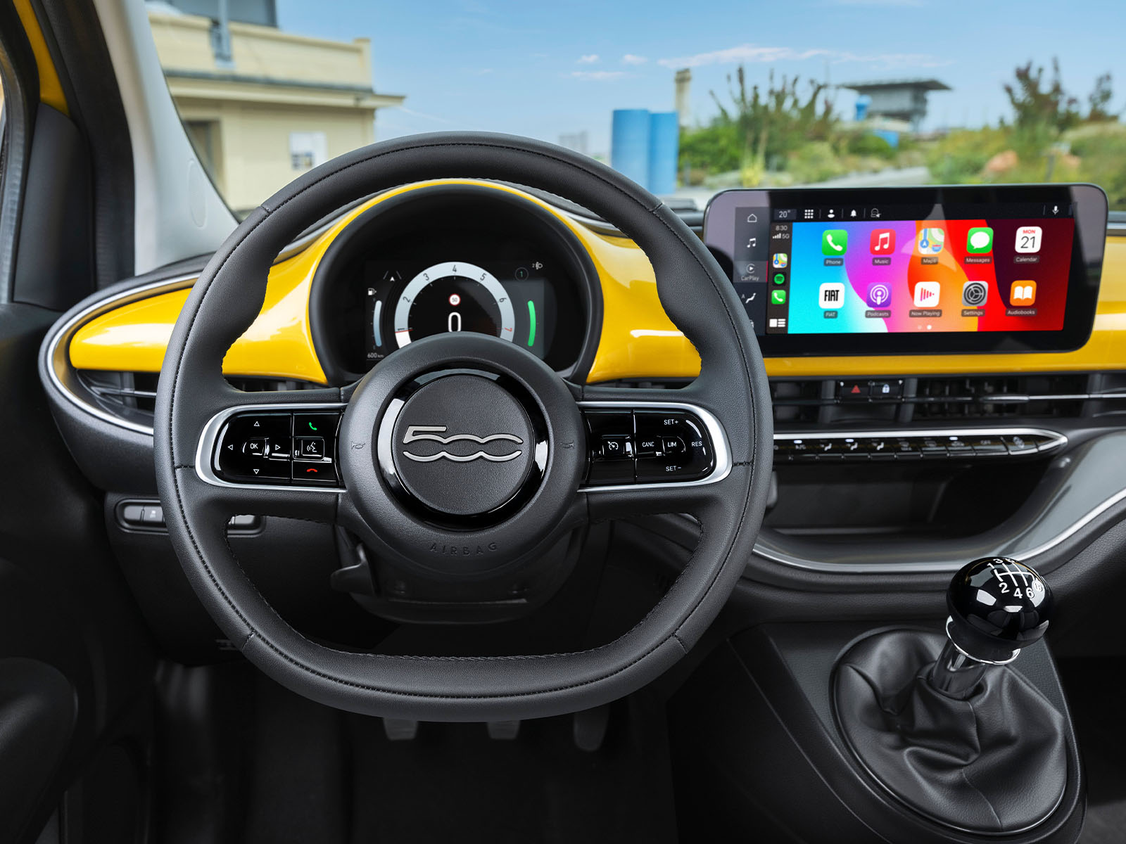 Fiat 500 Hybrid Cockpit