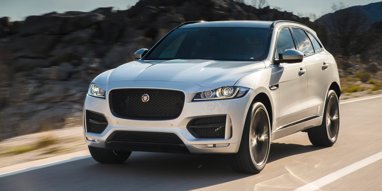 Jaguar_F-Pace