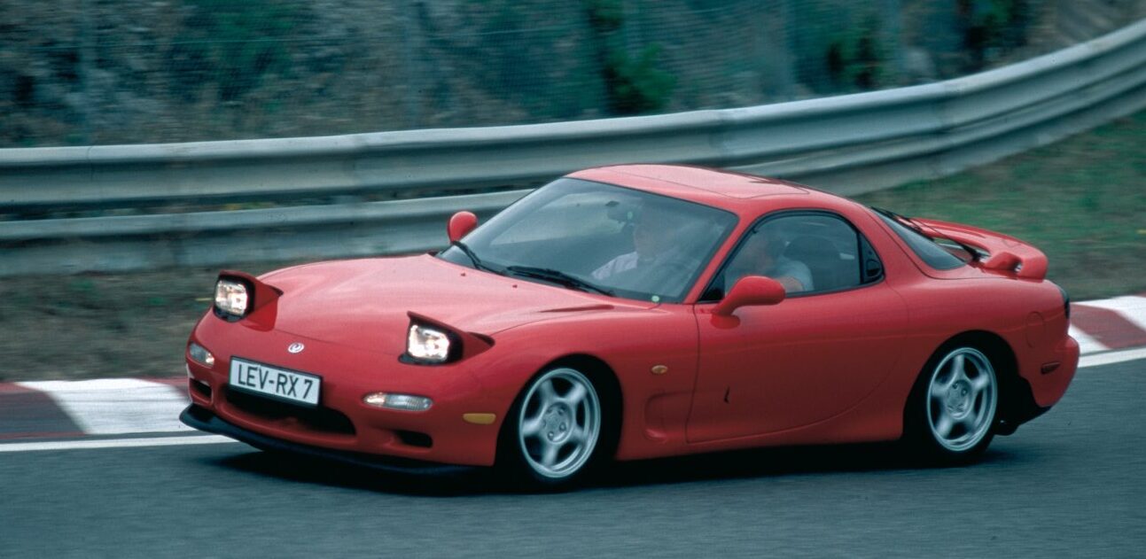 Mazda-RX-7_Generation-3_1993
