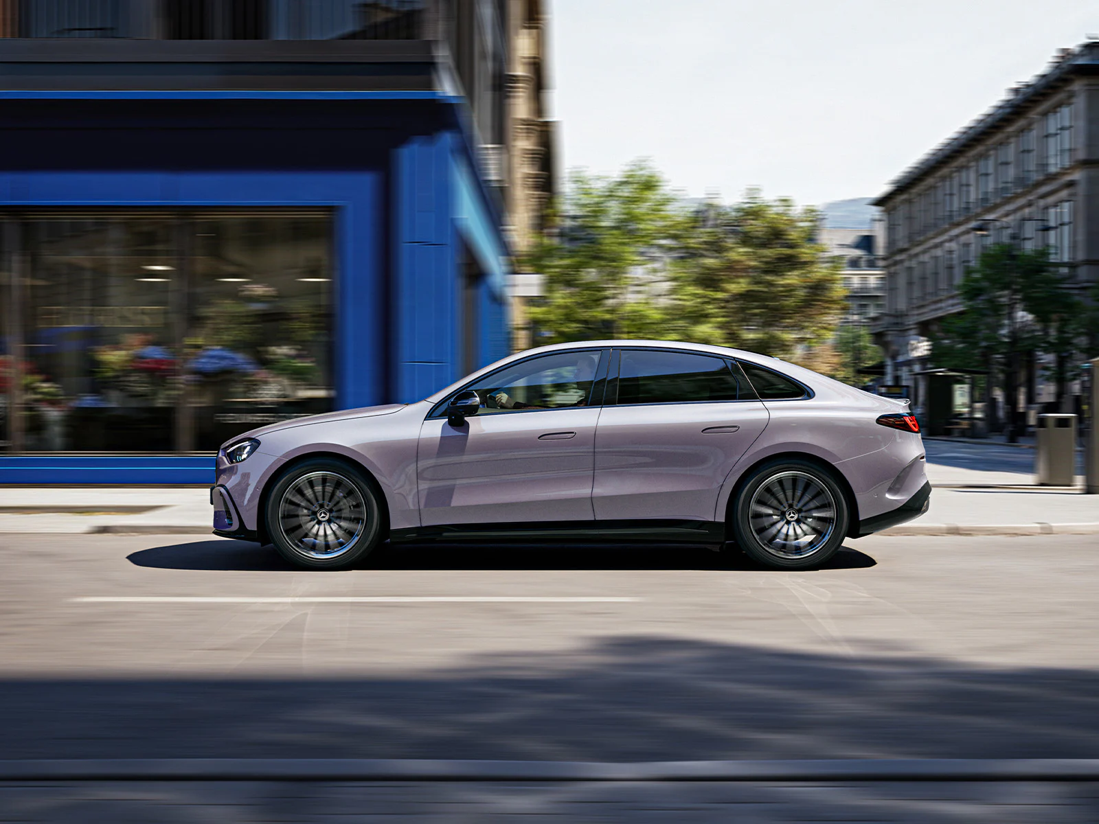 Mercedes C Klasse elektrisch Seitenansicht