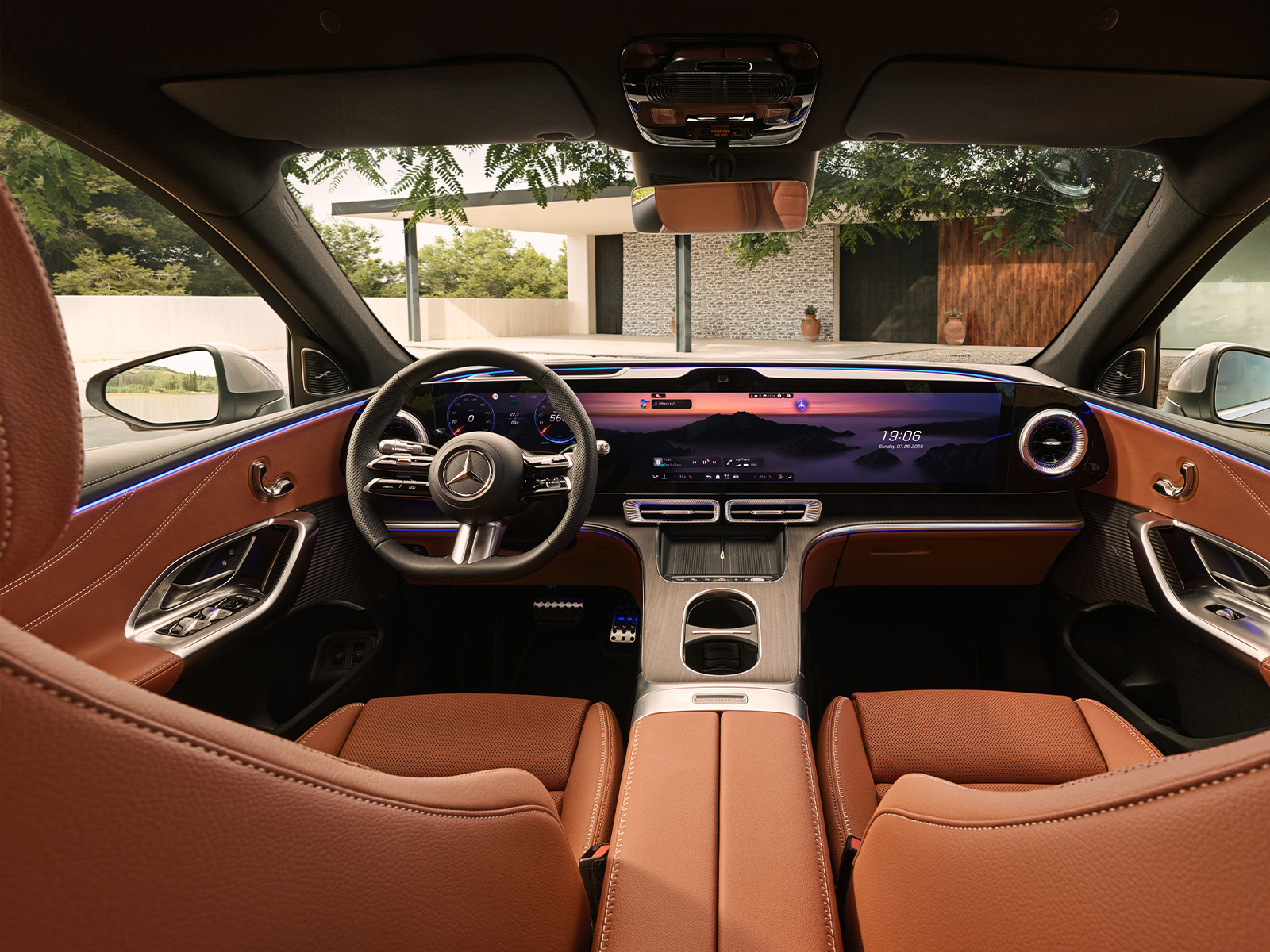 Mercedes GLC mit EQ Technologie Cockpit