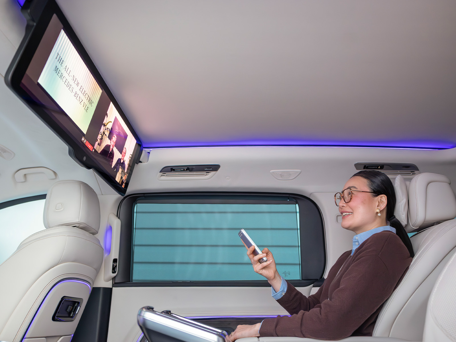 Mercedes VLE Bildschirm hinten