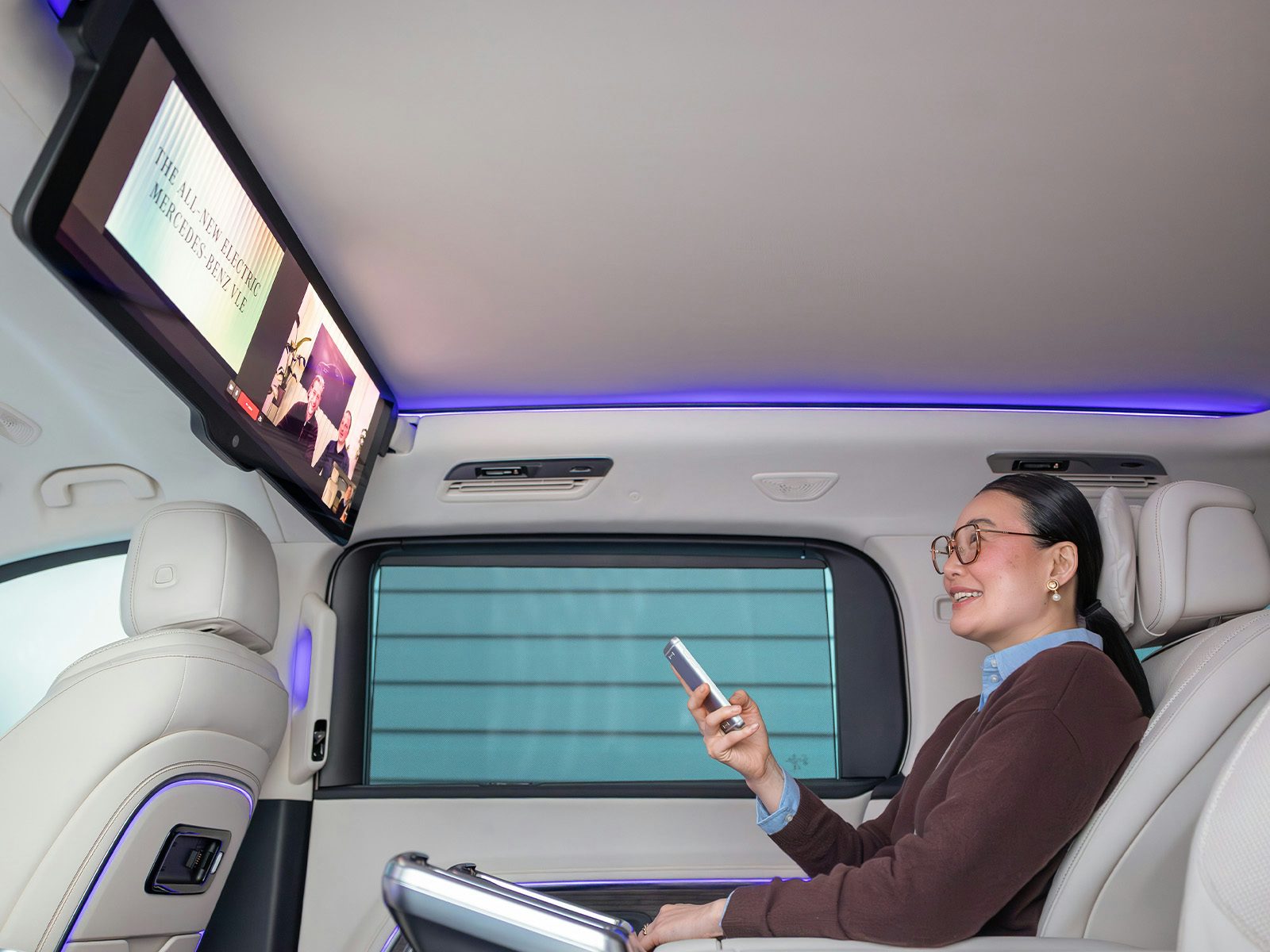 Mercedes VLE Bildschirm hinten