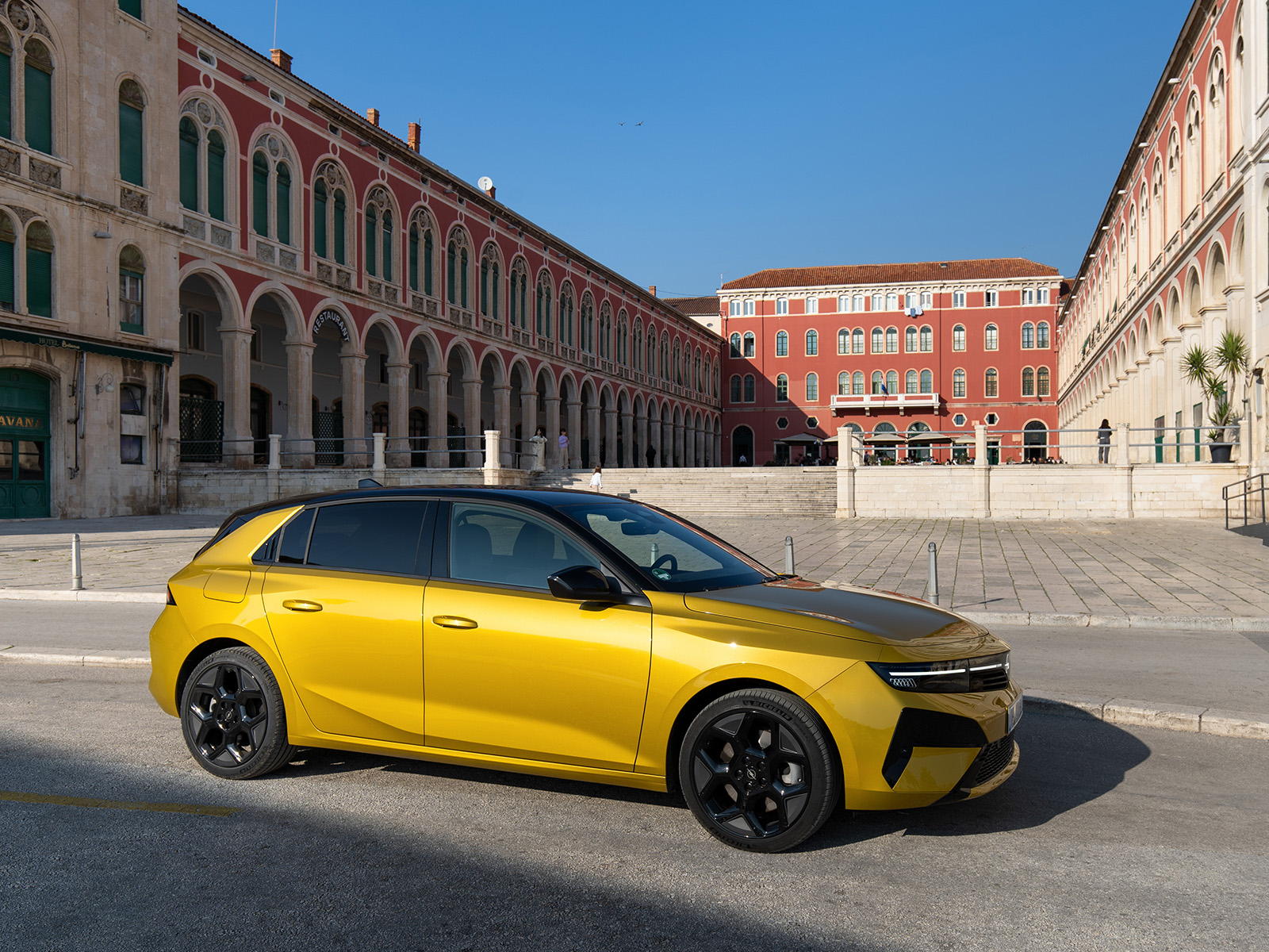 Opel Astra Seitenansicht