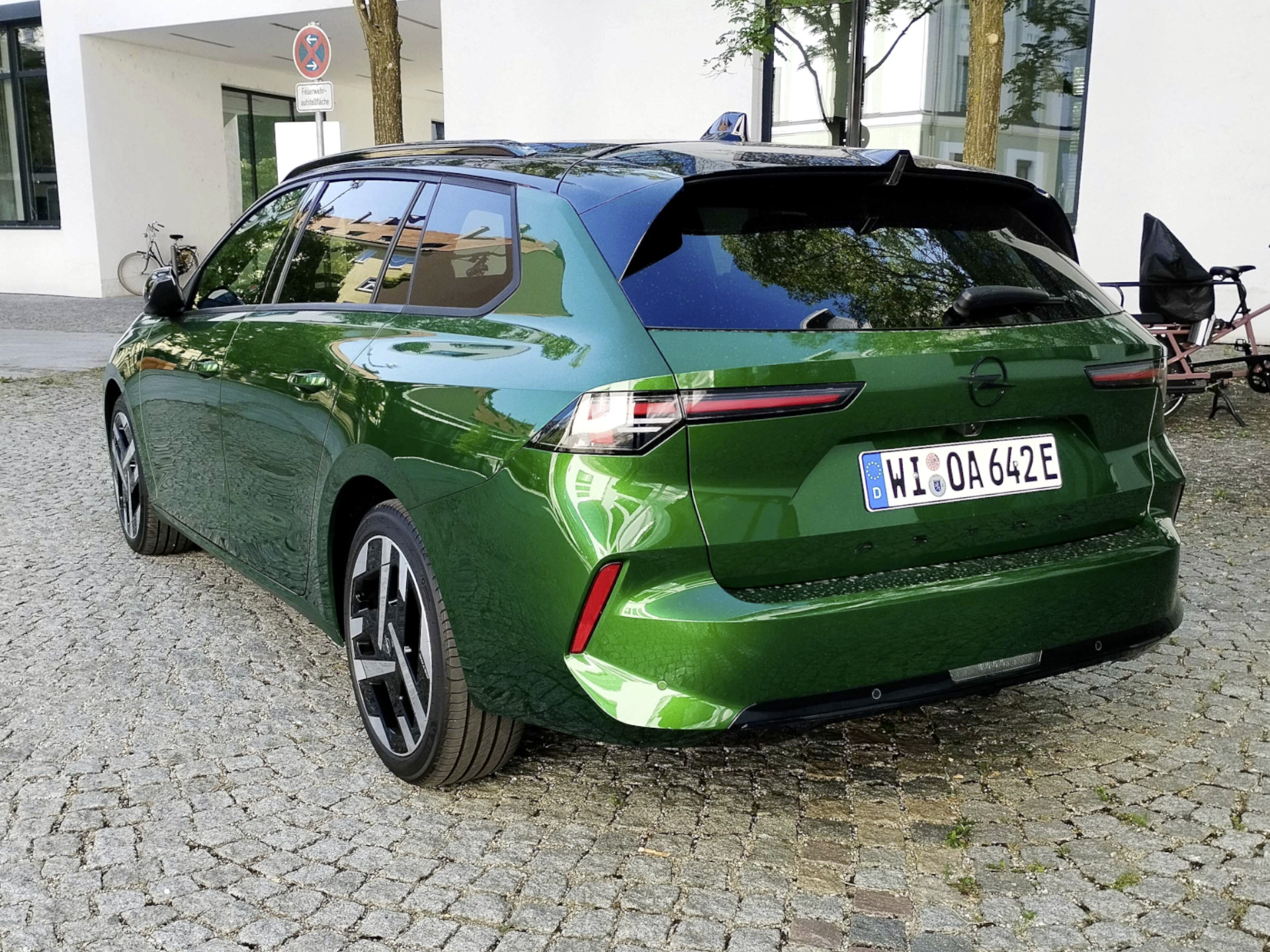 Opel Astra Electric Sports Tourer