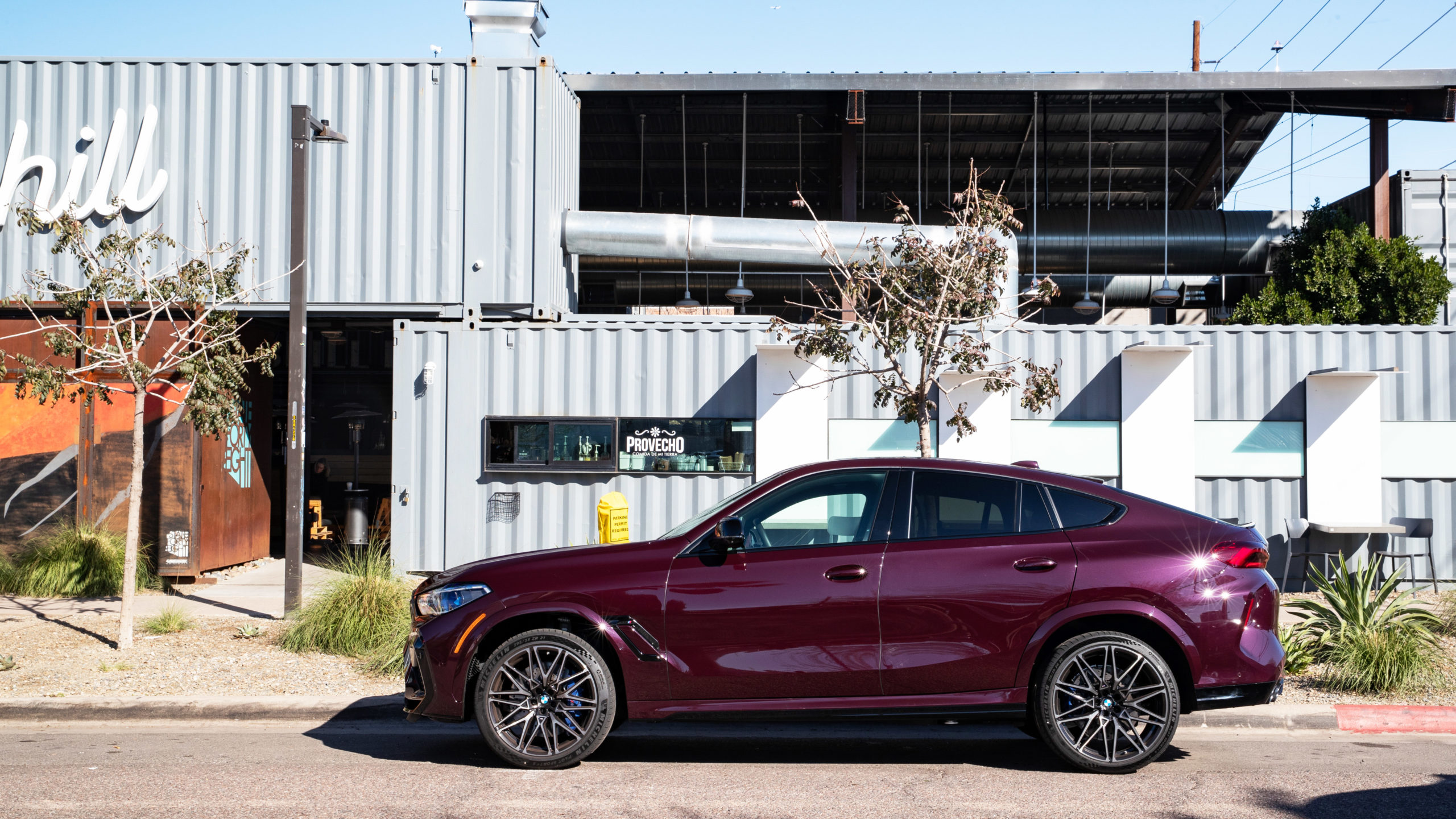 bmw-x6-m-preis-motoren-ausstattungen-und-alternativen-carwow-de