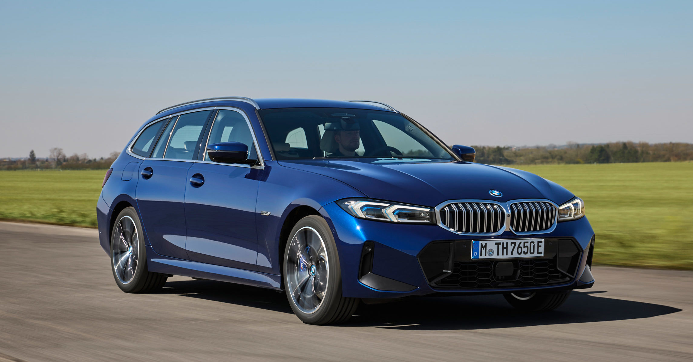 Viel Beinfreiheit Die besten Autos für große Menschen carwow.de