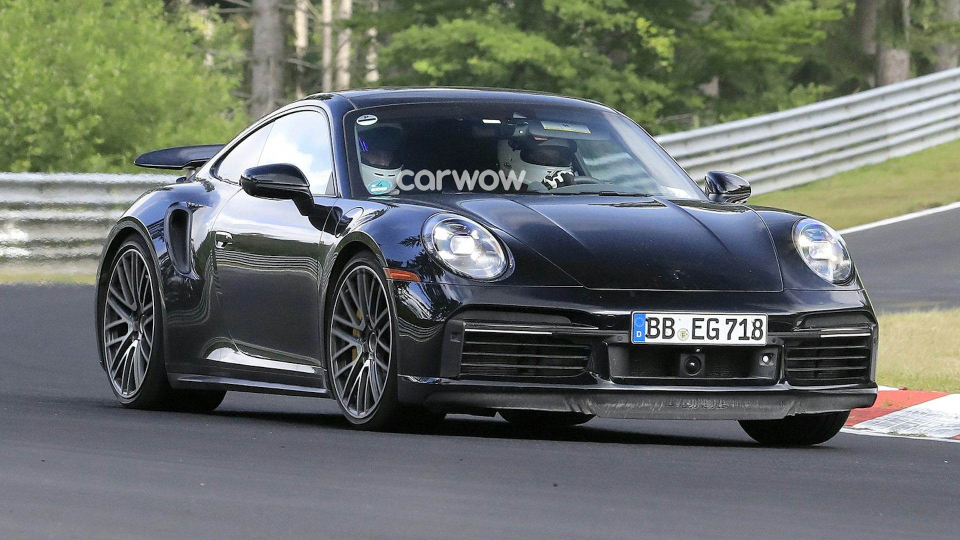 Neuer Porsche 911 Hybrid bestätigt Preise und Verkaufsstart carwow.de