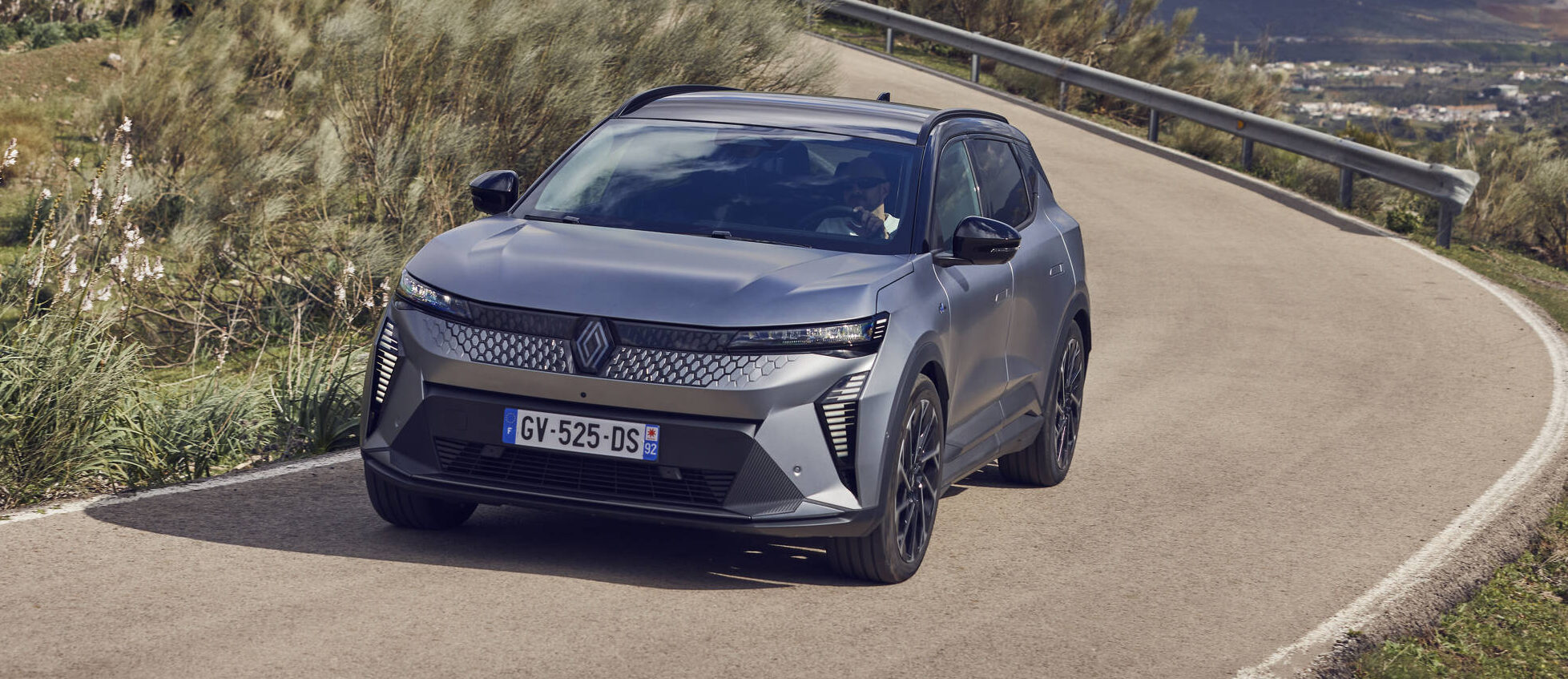 Renault_Scenic_E-Tech