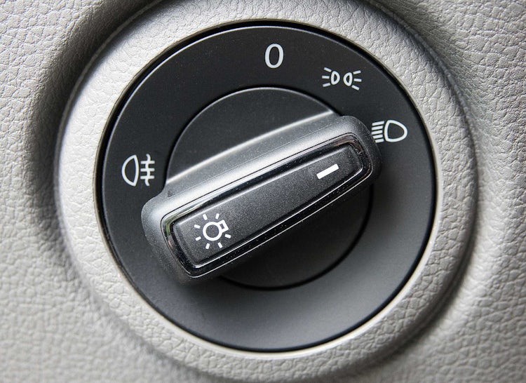 Standlicht beim Auto: Wann ist es einzuschalten?