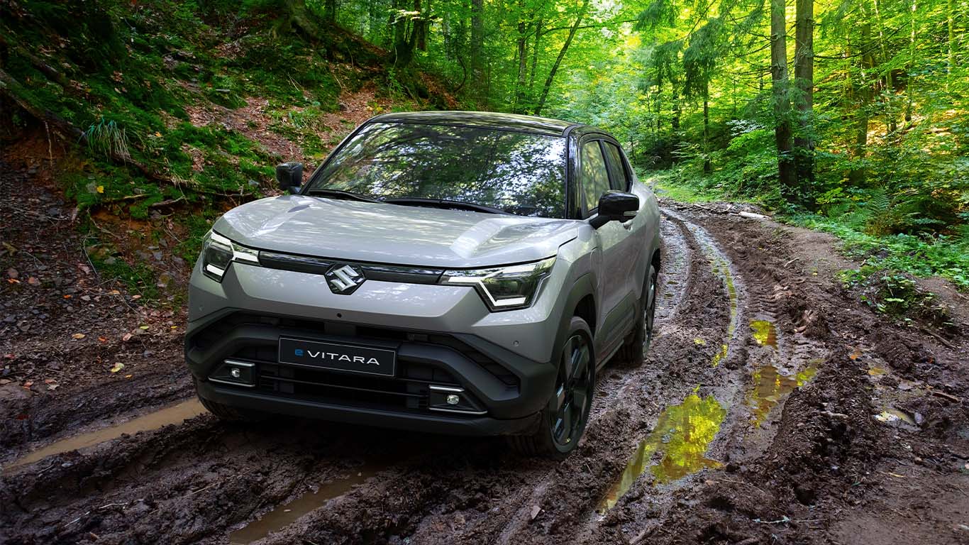 Suzuki eVitara auf Fahrt