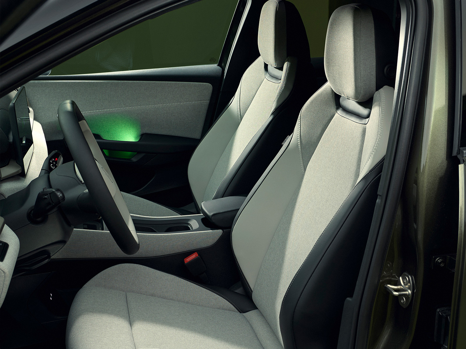 VW ID.Cross Vordersitze