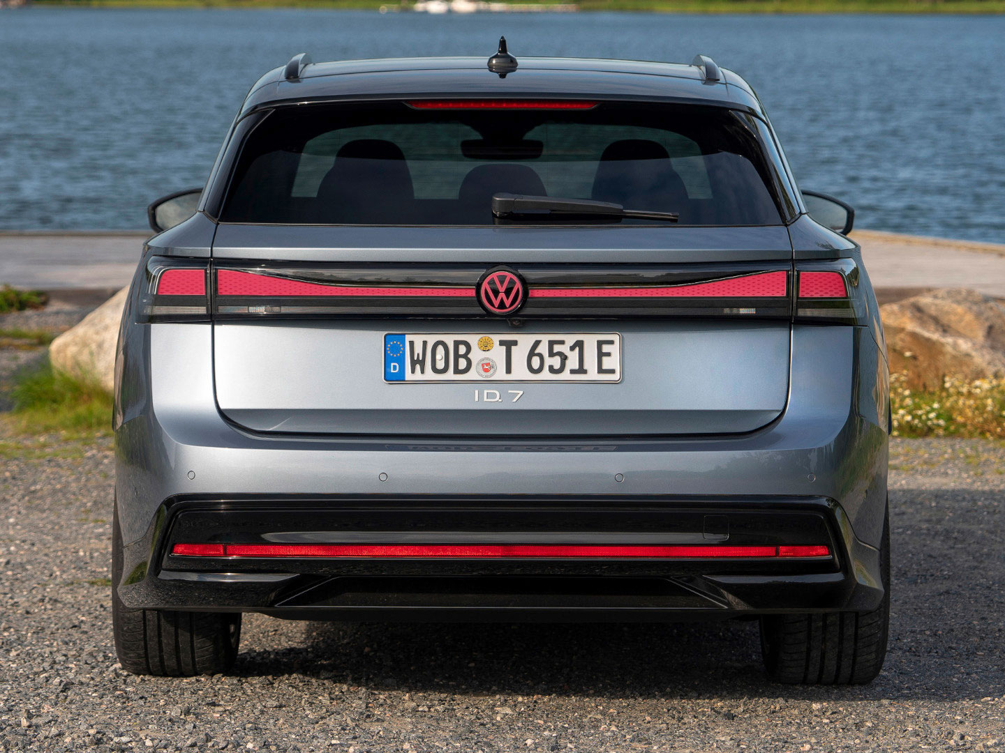 VW-ID7-Tourer-Heck