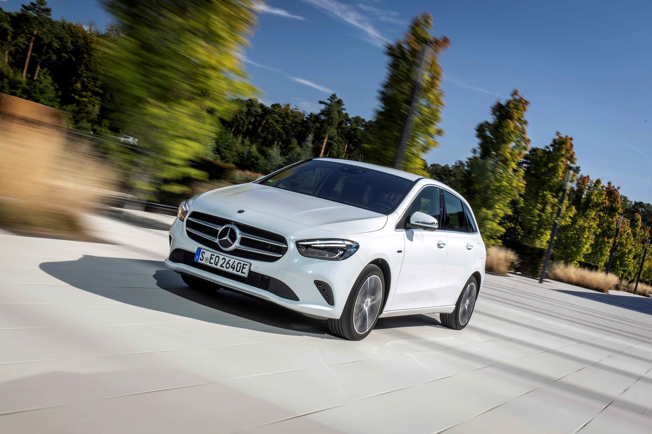 Mercedes-Benz B-Klasse Plug-in Hybrid: Preis, Motoren, Ausstattungen ...