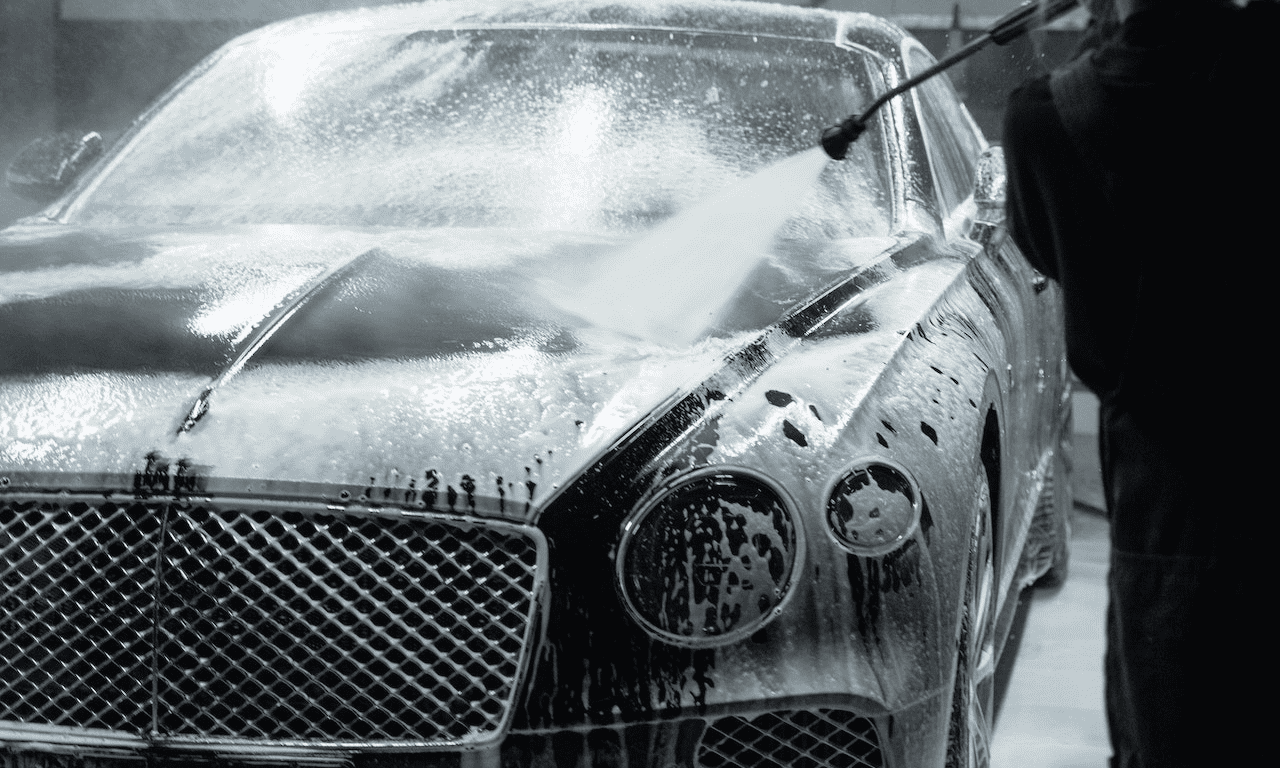 Autowäsche im Winter