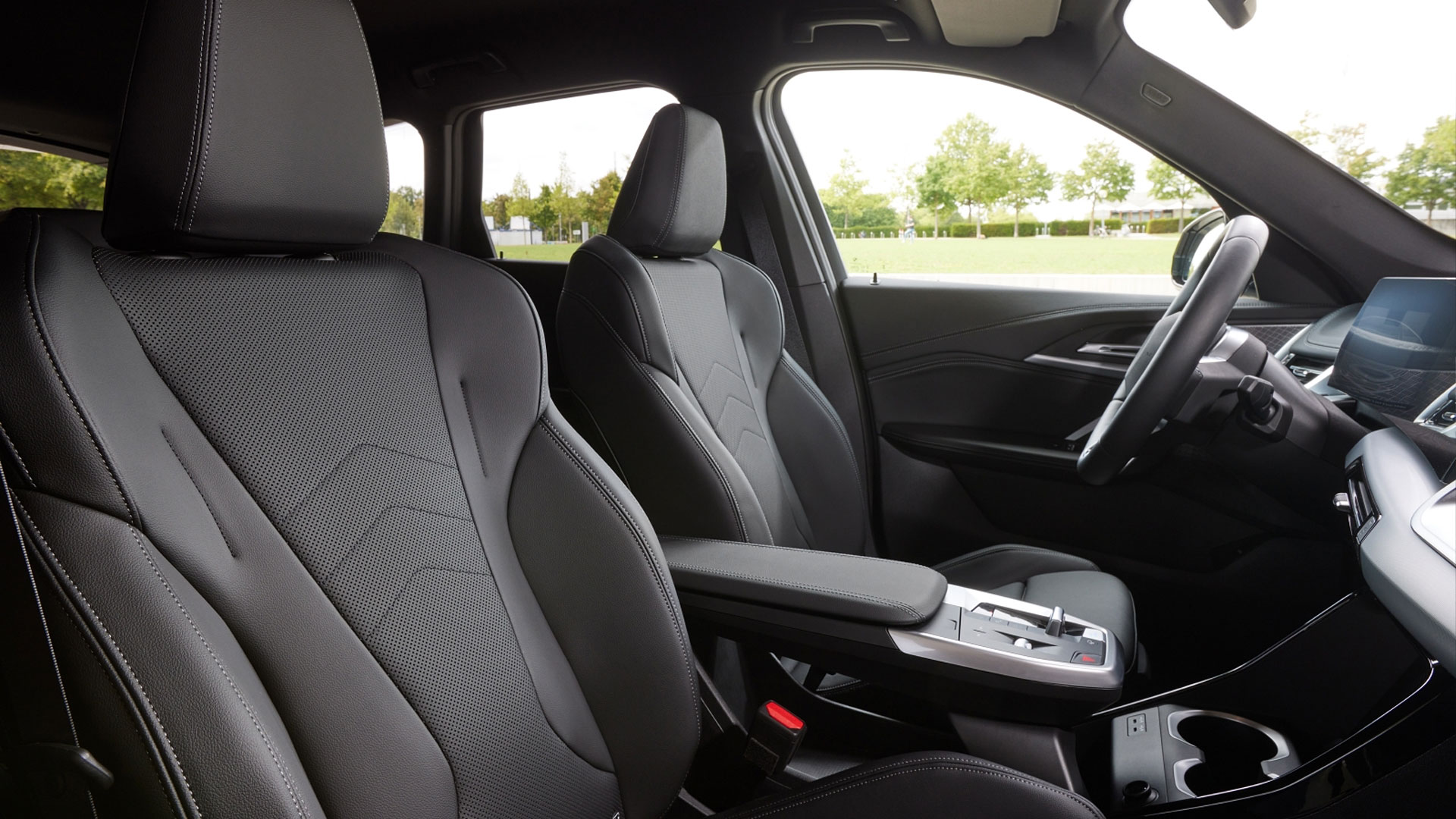 BMW X1 Front Seats